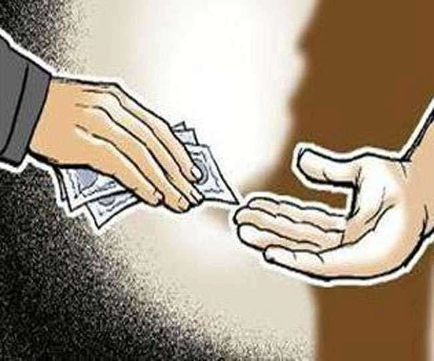Fertilizer dealership scam in UP: Serious allegation of bribery of 80 lakhs on the officer