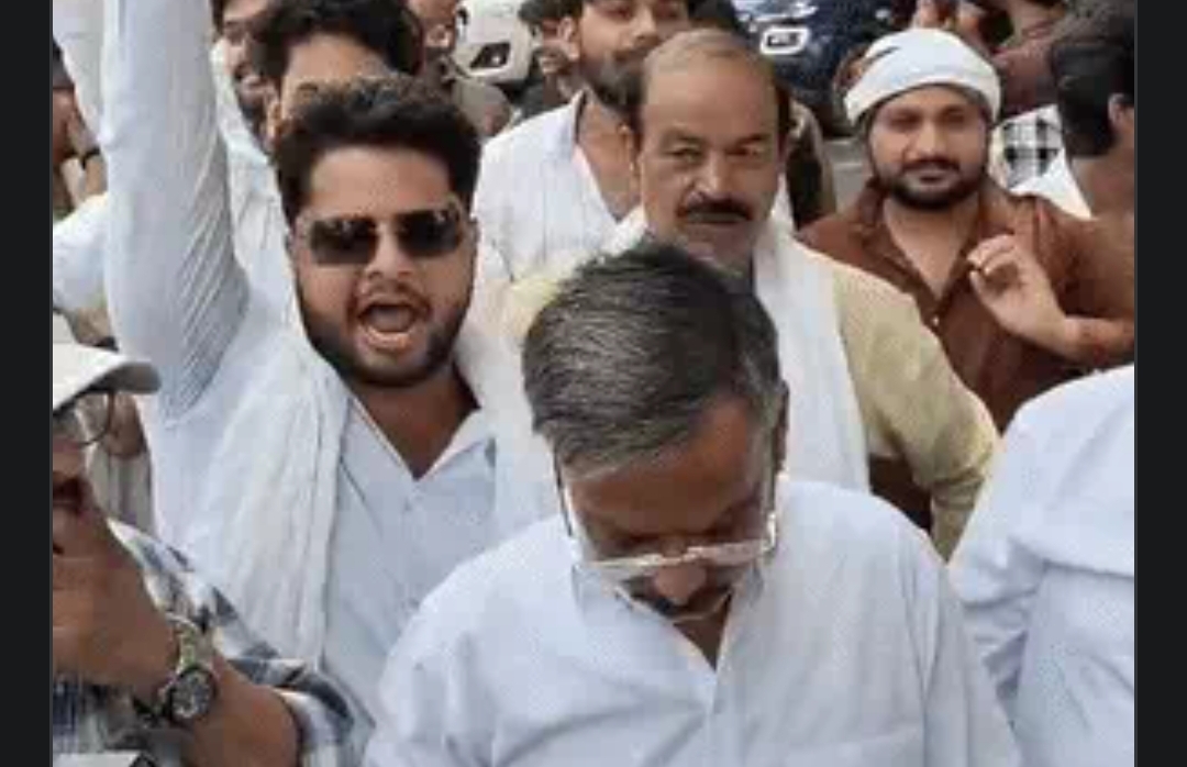 Controversy erupts in Lucknow over controversial hoarding depicting Rahul Gandhi; police halt protesters' march
