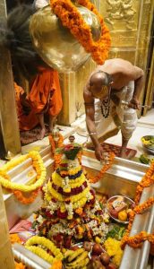 A massive surge of devotion filled the court of Baba Vishwanath on the first day of Shravan; Kashi resonated with the chants of 'Har-Har Mahadev' and 'Bol Bam'.