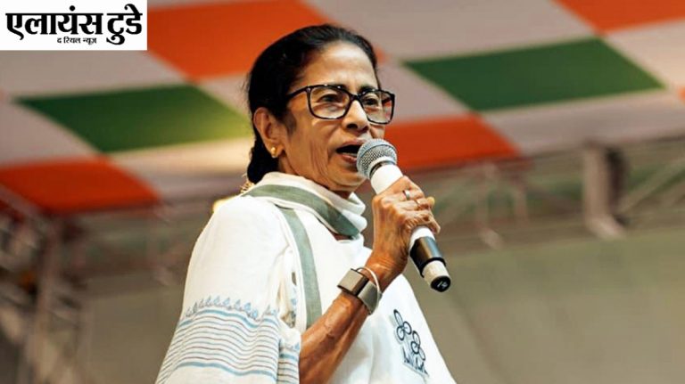 Mamata Banerjee paid floral tributes at Netaji's statue; said she would not tolerate any insult to Subhash Chandra Bose.
