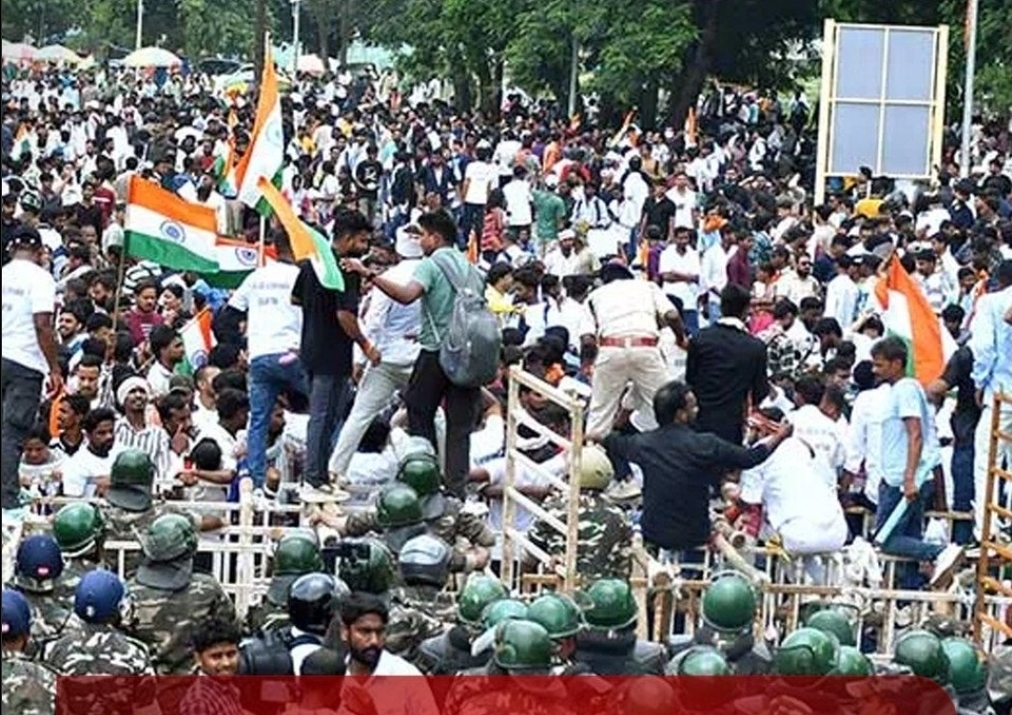 Tensions flare up again in Ranchi; clash with police during ABVP protest; several activists detained.